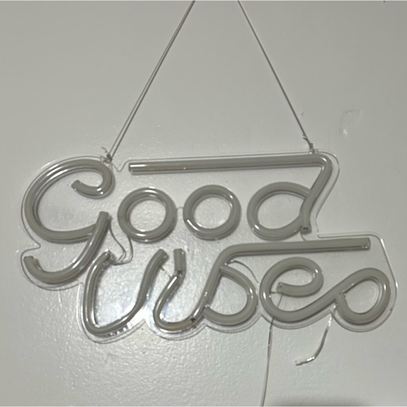 Good vibes Neon light - Picture 2 of 3